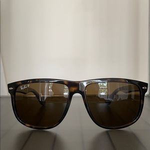 Rayban RB4147 Polarized Tortoise